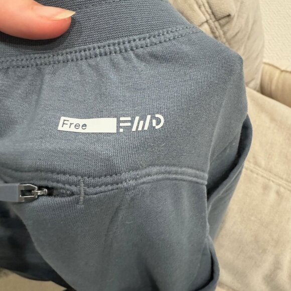 FWD Men's All Year Jogger Size Small - Picture 4 of 5